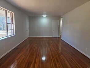 15 Cliffwood Cir in North Little Rock, AR - Building Photo - Building Photo