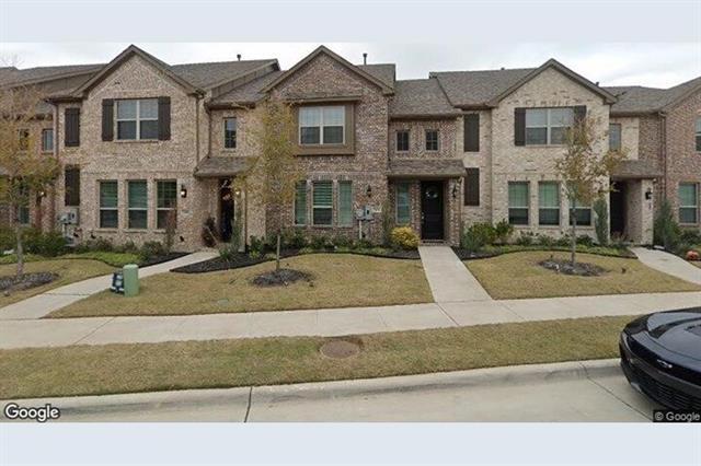 3636 Fuchsia Dr in Carrollton, TX - Foto de edificio