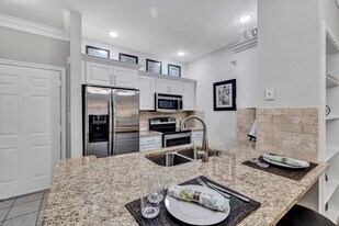 Post Oak Park in Houston, TX - Building Photo