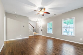 9240 Shallcross Way in Raleigh, NC - Building Photo - Building Photo