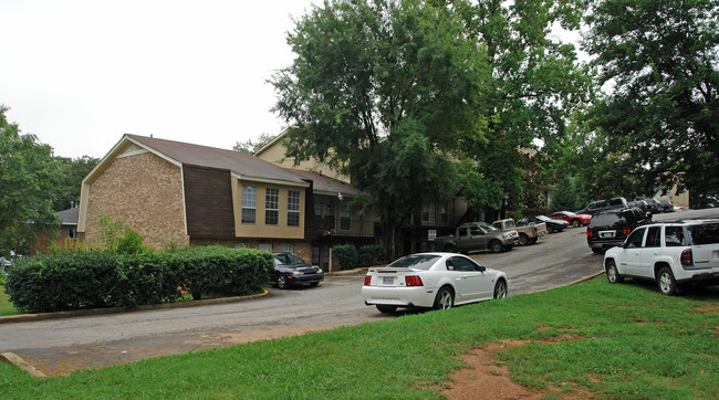 TaraV Apartments in Birmingham, AL - Building Photo - Building Photo