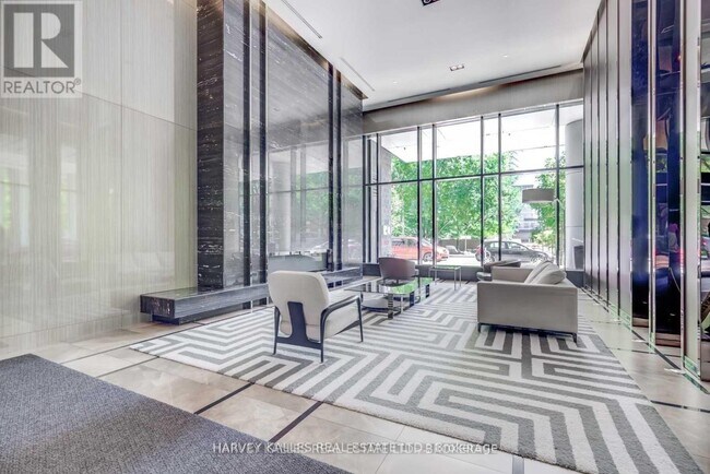 98-498 Lillian St in Toronto, ON - Building Photo - Building Photo