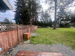 2727 Maytown Rd SW in Olympia, WA - Building Photo - Building Photo