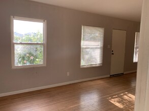 33 Nile St in San Diego, CA - Building Photo - Building Photo