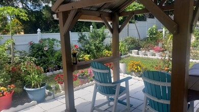 486 Pinewood St in Ormond Beach, FL - Building Photo - Building Photo