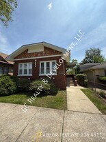 10119 S Peoria St in Chicago, IL - Building Photo