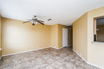 8520 Gatlinburg Dr in Fort Worth, TX - Building Photo - Building Photo