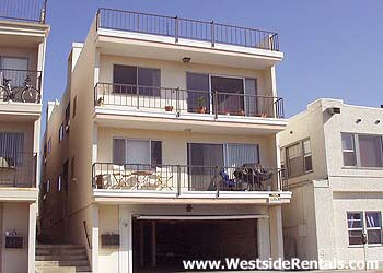 110 Hermosa Ave in Hermosa Beach, CA - Building Photo