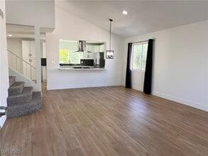 730 Arrowhead Trail in Henderson, NV - Building Photo - Building Photo