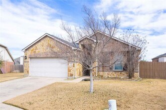 1401 Nicholas Lane in Little Elm, TX - Building Photo - Building Photo