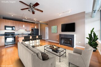 1200 W Monroe St in Chicago, IL - Building Photo - Building Photo