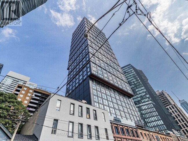 property at 82-4282 Dalhousie St