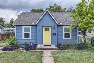 5314 Aurora Dr in Austin, TX - Building Photo