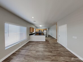 6024 N Black Gold St in North Las Vegas, NV - Building Photo - Building Photo