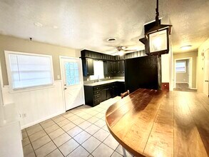 4910 9th St in Lubbock, TX - Building Photo - Building Photo