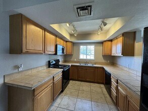 1345 Agate Ave in Bullhead City, AZ - Building Photo - Building Photo