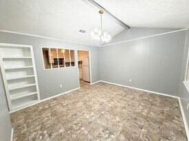 525-511 11th Ave in Meridian, MS - Building Photo