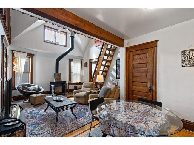 2108 24th Ave S in Minneapolis, MN - Building Photo - Building Photo