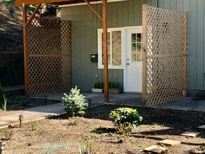 4837 Sandra Ln NE in Bremerton, WA - Building Photo - Building Photo