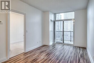 28 Ted Rogers Way in Toronto, ON - Building Photo - Building Photo