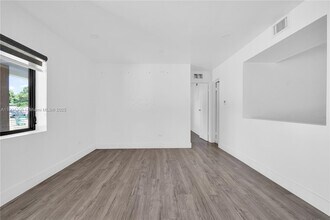 14970 Leisure Dr in Homestead, FL - Building Photo - Building Photo