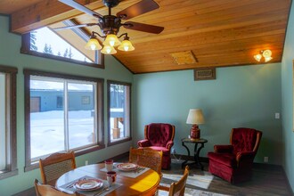 145 Sapphire Ct in Whitefish, MT - Building Photo - Building Photo