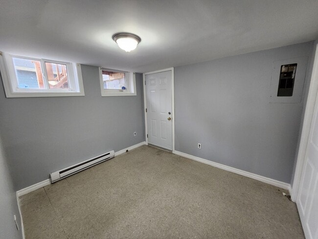 562 Edward Ave in Saint John, NB - Building Photo - Building Photo