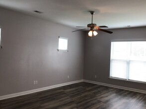 15 Summer Hill Ct in Richmond Hill, GA - Building Photo - Building Photo