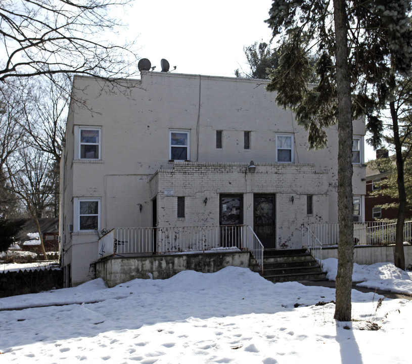 Grand Avenue Apartments in Englewood, NJ - Building Photo