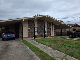7636 Alabama St in New Orleans, LA - Building Photo