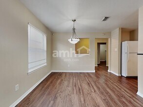 12406 Westwold Dr in Tomball, TX - Foto de edificio - Building Photo