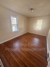 7138 Garesche Ave in Jennings, MO - Building Photo - Building Photo