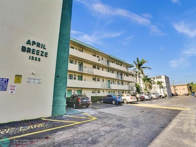 property at 1333 E Hallandale Beach Blvd