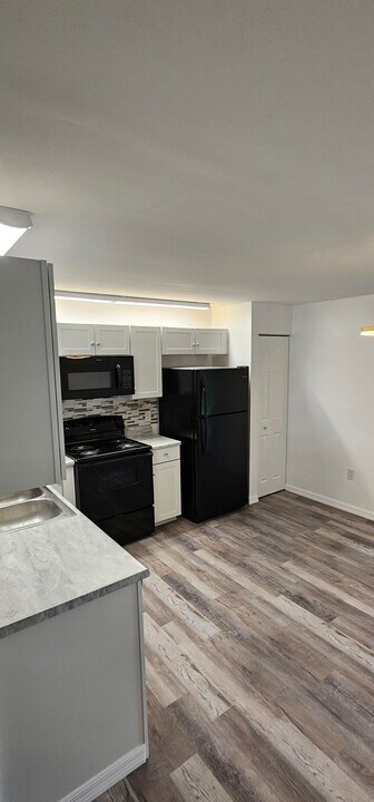 277 Cobalt Dr, Unit 277 in Poinciana, FL - Building Photo