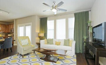 22101 Grand Corner Dr in Katy, TX - Building Photo - Building Photo