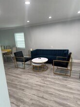 9511 Hudson St in Miramar, FL - Foto de edificio - Building Photo