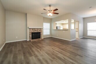 8506 Deer Meadow Dr in Houston, TX - Building Photo - Building Photo