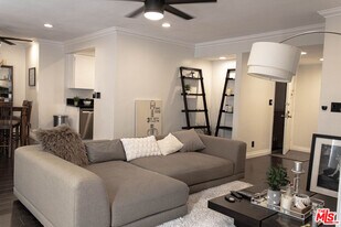 5651 Windsor Way in Culver City, CA - Building Photo