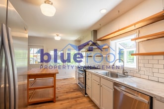 4832 NE 7th Ave in Portland, OR - Building Photo - Building Photo