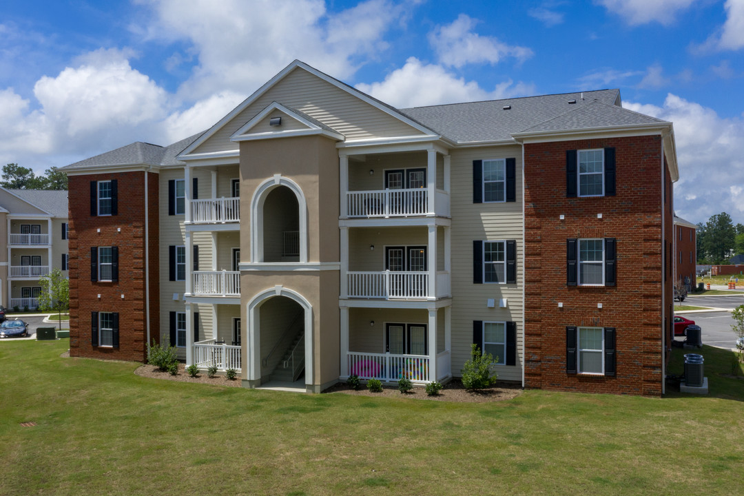 Waterchase Apartment Homes in Florence, SC - Building Photo