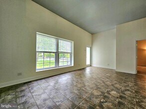 317 Adahi Rd SE in Vienna, VA - Building Photo - Building Photo
