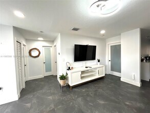 511 SW 115th Ave in Miami, FL - Building Photo - Building Photo