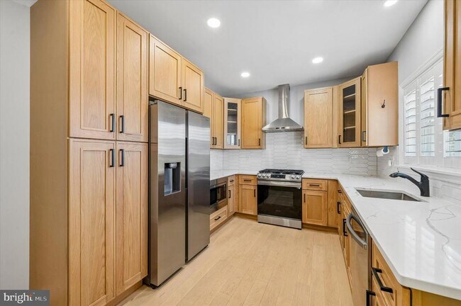 4822 Ogle St in Philadelphia, PA - Building Photo - Building Photo