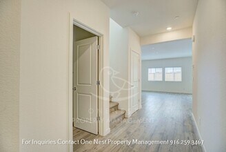 3171 Declaration Ave in Lincoln, CA - Building Photo - Building Photo