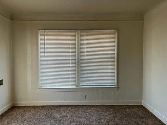 516 N White St in Hanford, CA - Building Photo - Building Photo