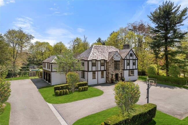 property at 38 Park Rd