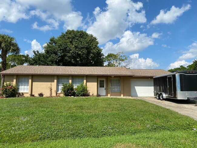 property at 541 Santa Martia St SW