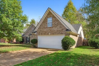 10356 Cottage Oaks Dr in Memphis, TN - Building Photo - Building Photo