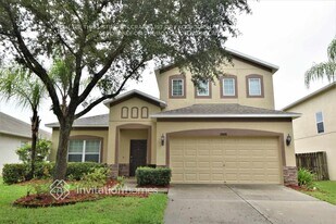 5905 Lilac Lake Dr in Riverview, FL - Building Photo