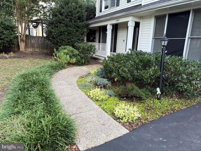 property at 3869 Appaloosa Dr